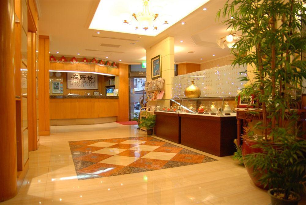 Hara Zuru Hotel Таоуан Екстериор снимка