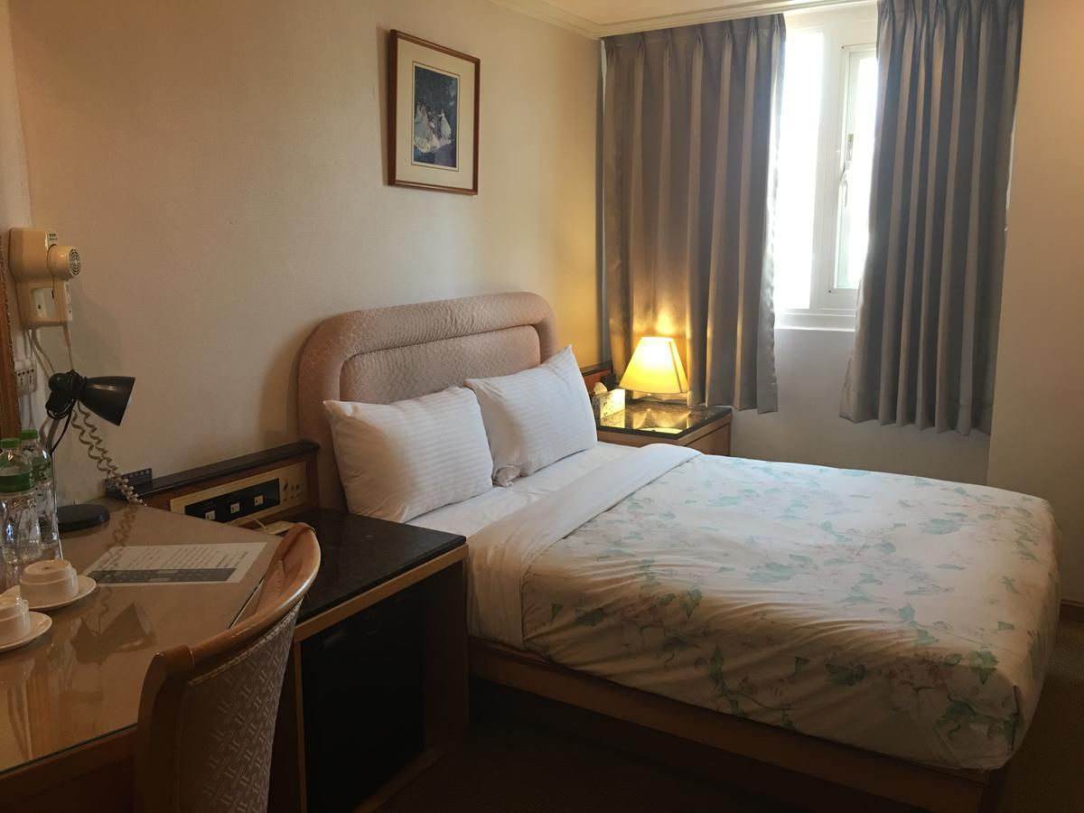 Hara Zuru Hotel Таоуан Екстериор снимка