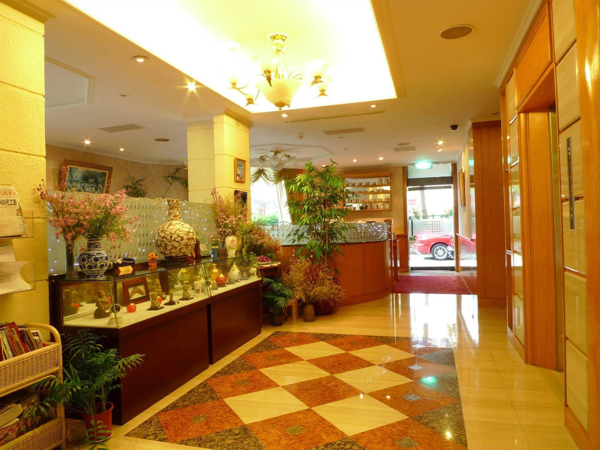 Hara Zuru Hotel Таоуан Екстериор снимка