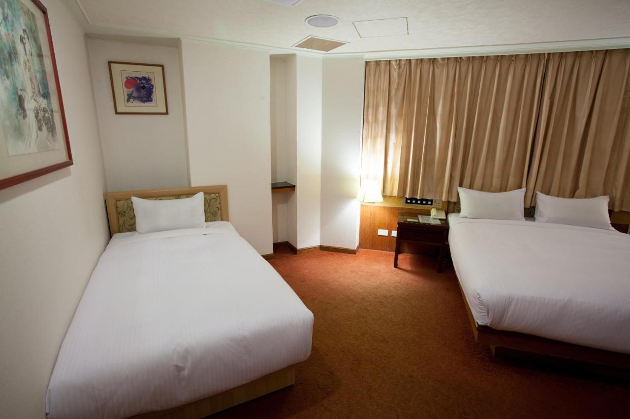 Hara Zuru Hotel Таоуан Екстериор снимка
