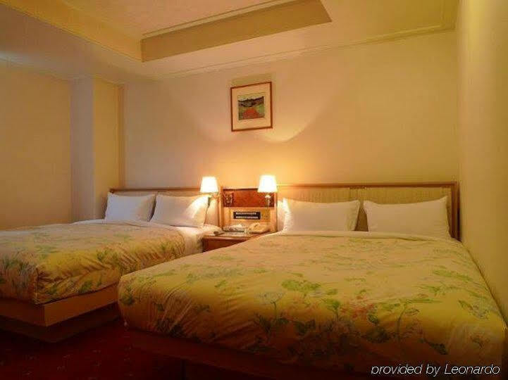 Hara Zuru Hotel Таоуан Екстериор снимка